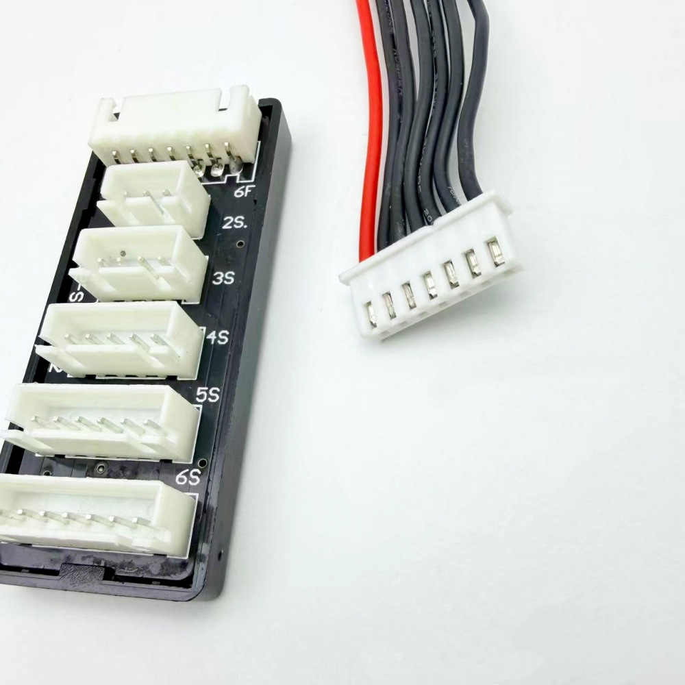 لوحة شحن وموازنة بطاريات الليث - مراجعة 12S Lipo Battery Balancing Board وسعره